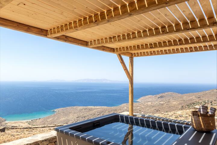 The Detailor- Private Luxury Villa – 4 BR/4 BA