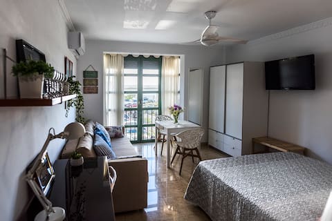 Standalone Suite 