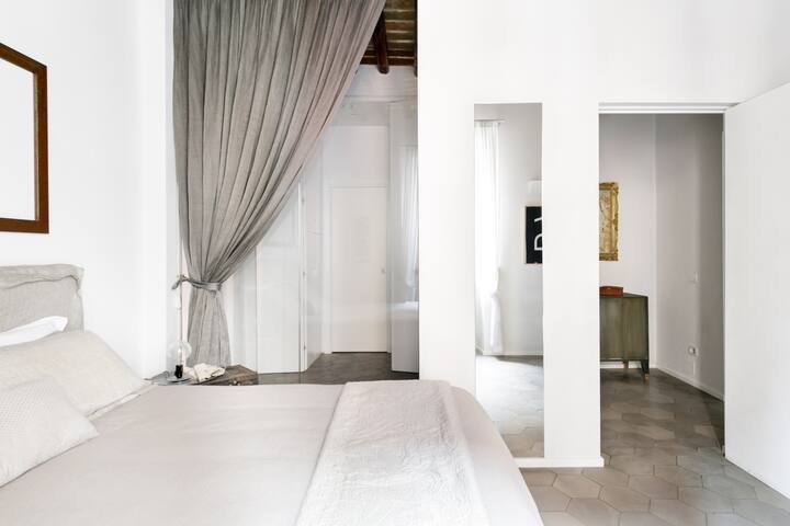 Trastevere Luxury, ampia e confortevole location sospesa tra design e storia. gallery image 3