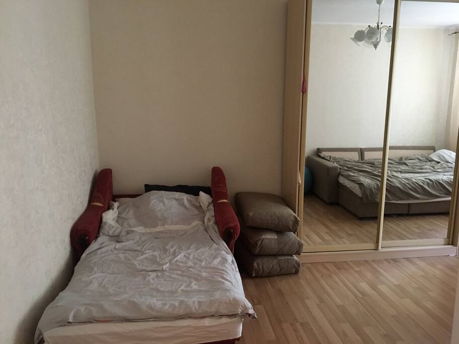 Та же комната/Room