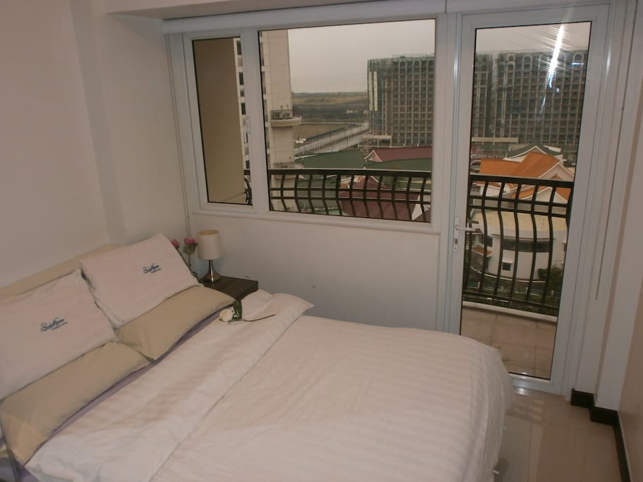 Queensize bed