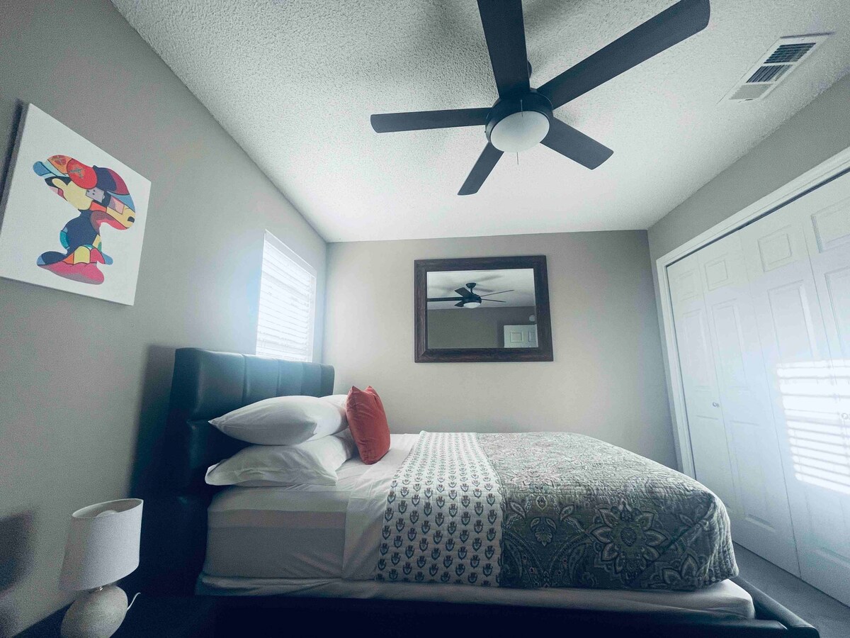 საწოლი 152 × 203 სმ 