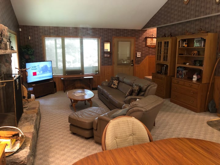 The Cabin At The Ranch - Mancelona, MI