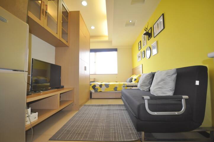 2-4人房 光線充足 溫馨電梯獨立屋 近台北車站 寧夏夜市