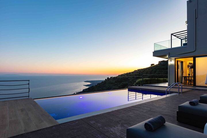 Villa luxury sea view pool&saouna Crete Greece