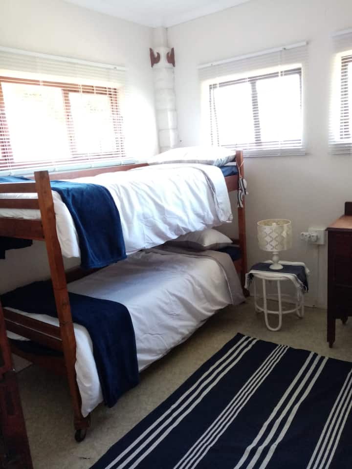 غرفة النوم 1