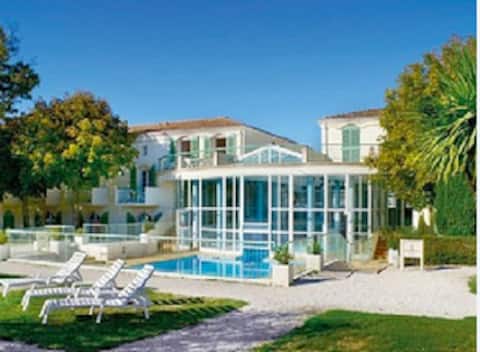 Appart**** piscine jardin sauna hammam fitness