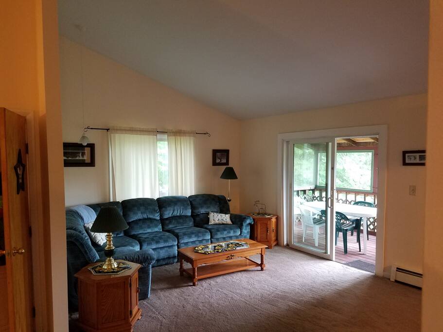 Large living room, connected to the deck.