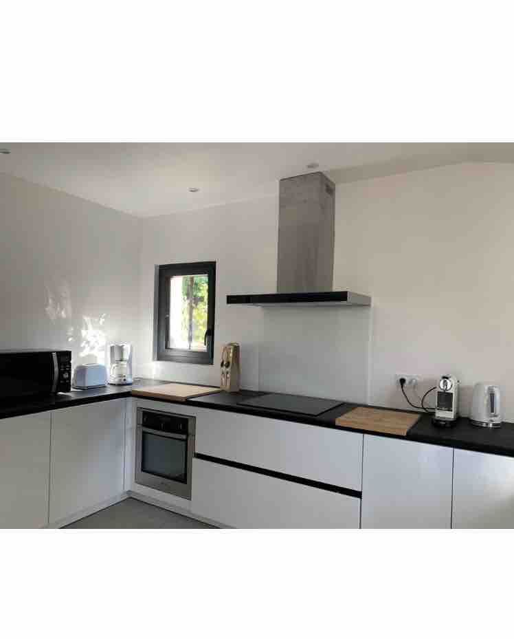 Top Airbnb: Villa Porticcio, swimming pool, 500 m from the beach, sleeps 8 in Grosseto Prugna