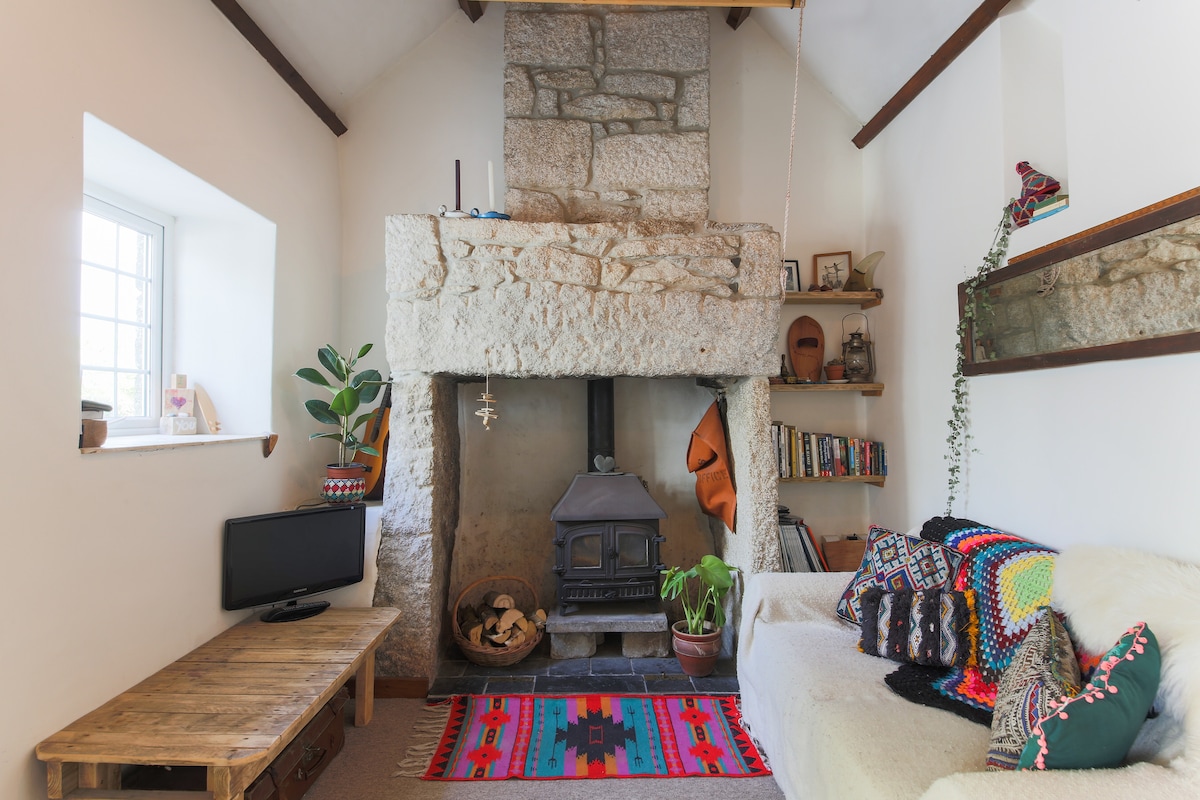 Airbnb con mejor rendimiento: Quiet Family Friendly Cottage, large garden/ play en Cornwall