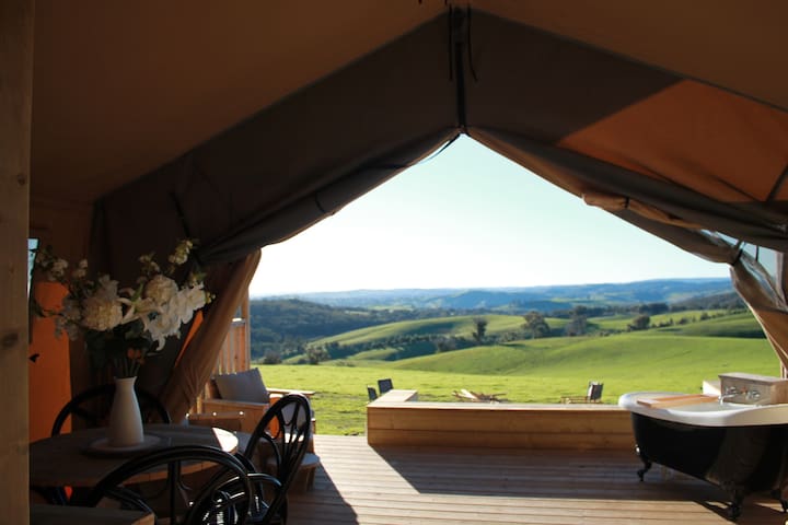 Glamping Tent-Hilltop views in private luxe abode