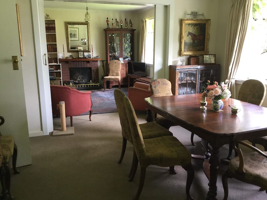 Formal dinning room and sitting room