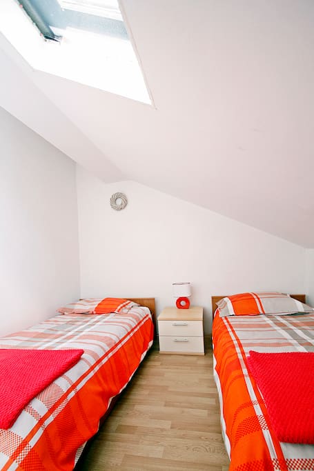 1st bedroom/view from the entrance-left