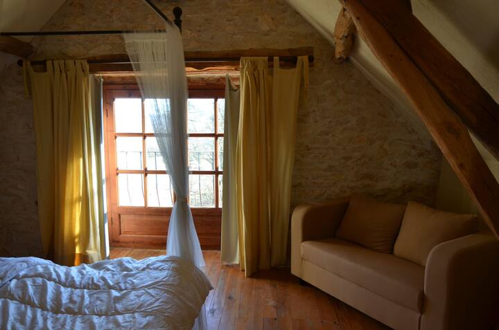 Rosier floor marital room