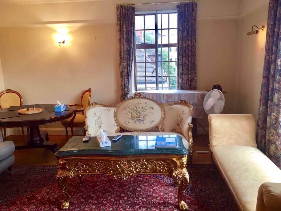 Living Room & dining area