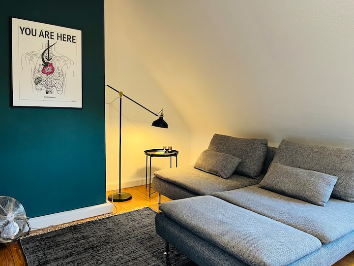 Charmantes Dachstudio | Netflix | Wlan | Parken - Heilbronn