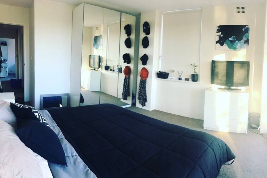 Master Bedroom - King