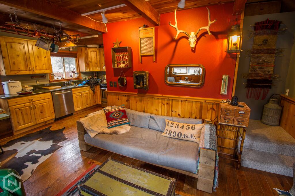 Cozy living area and kitchen, open floor plan