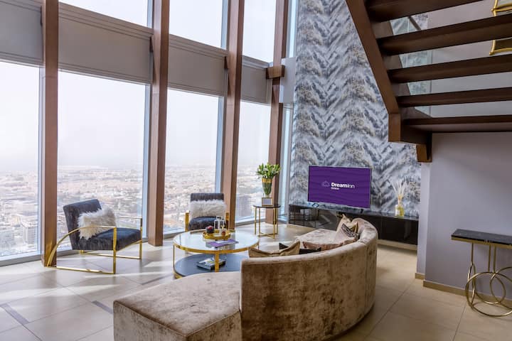 Five Bedroom Duplex Apartment Panoramic City View 借りられるアパート ドバイ ドバイ アラブ首長国連邦