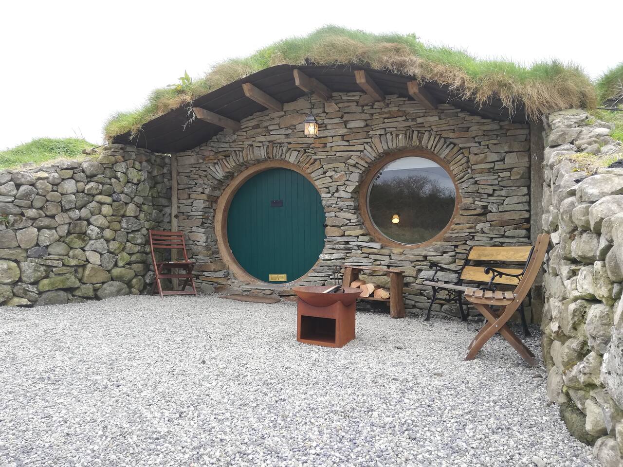 Exterior of the hobbit hut 