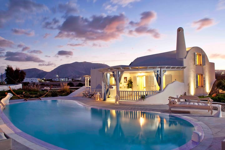 “La Maison Entire Private Villa” Accommodates 10