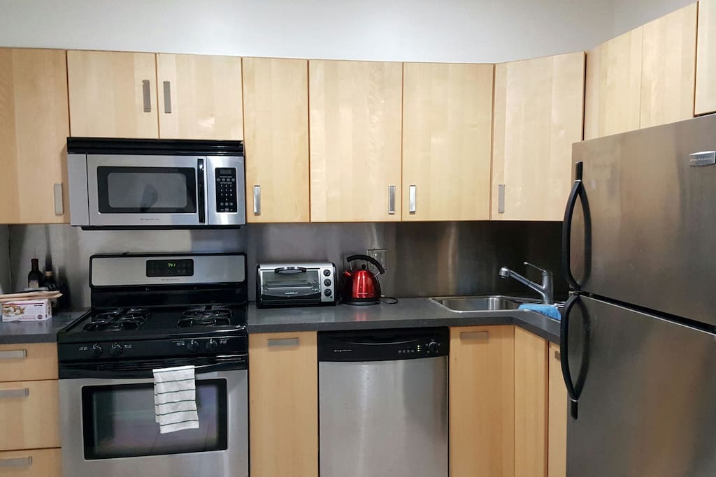 Fully Equipped Kitchen!