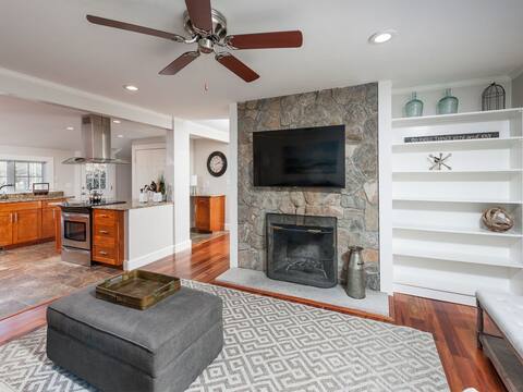The Elms - 3 Bedroom Ranch Style Near Town