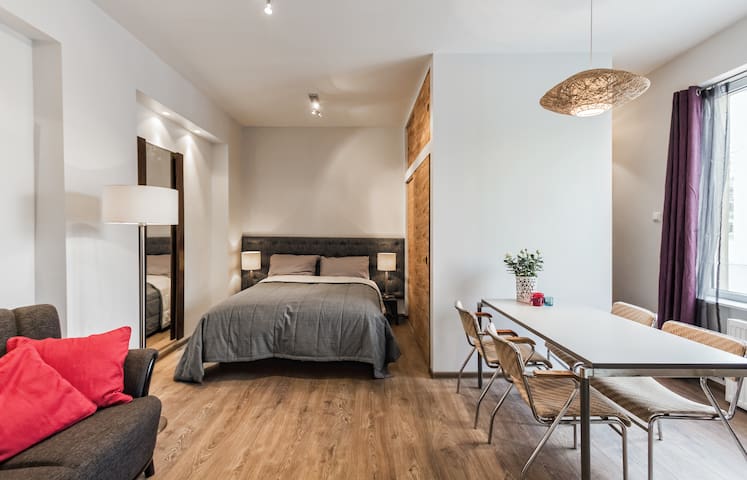 Quiet,Cosy & 5min walk to Old Town.