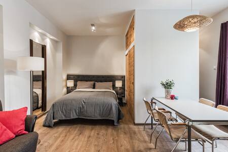 Quiet,Cosy & 5min walk to Old Town.