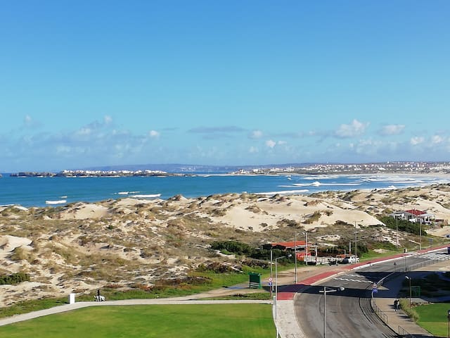 Peniche Apartment - Sea View