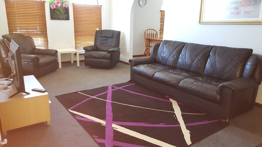 Family Home, Perth Metro, Padbury