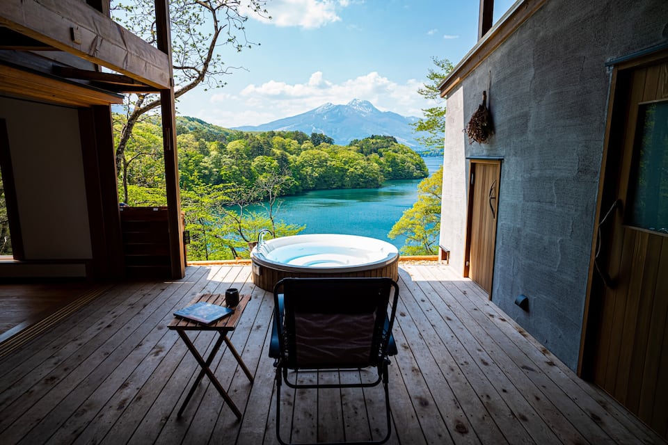 A lakeside cabin with a wood-fired sauna, Lake Nojiri, Nagano, Japan, photo 10 of 10
