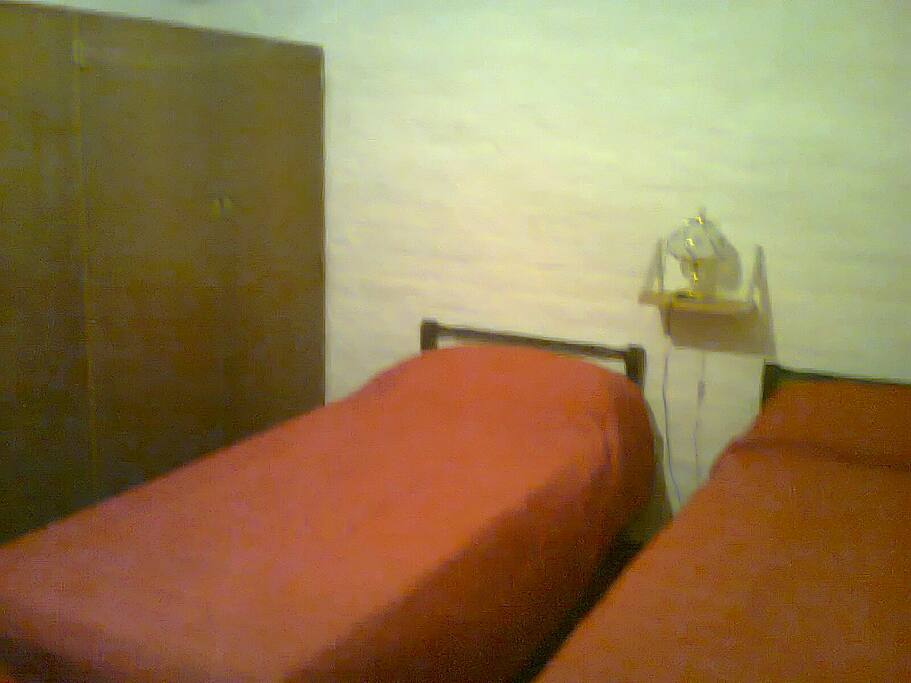 Dormitorio para 2 personas con placard