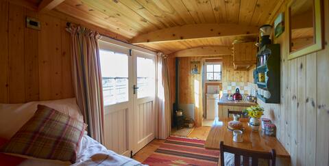 Popular Airbnb listing: Meadow Hut - Privacy, Views and Wellbeing Retreat in Herefordshire