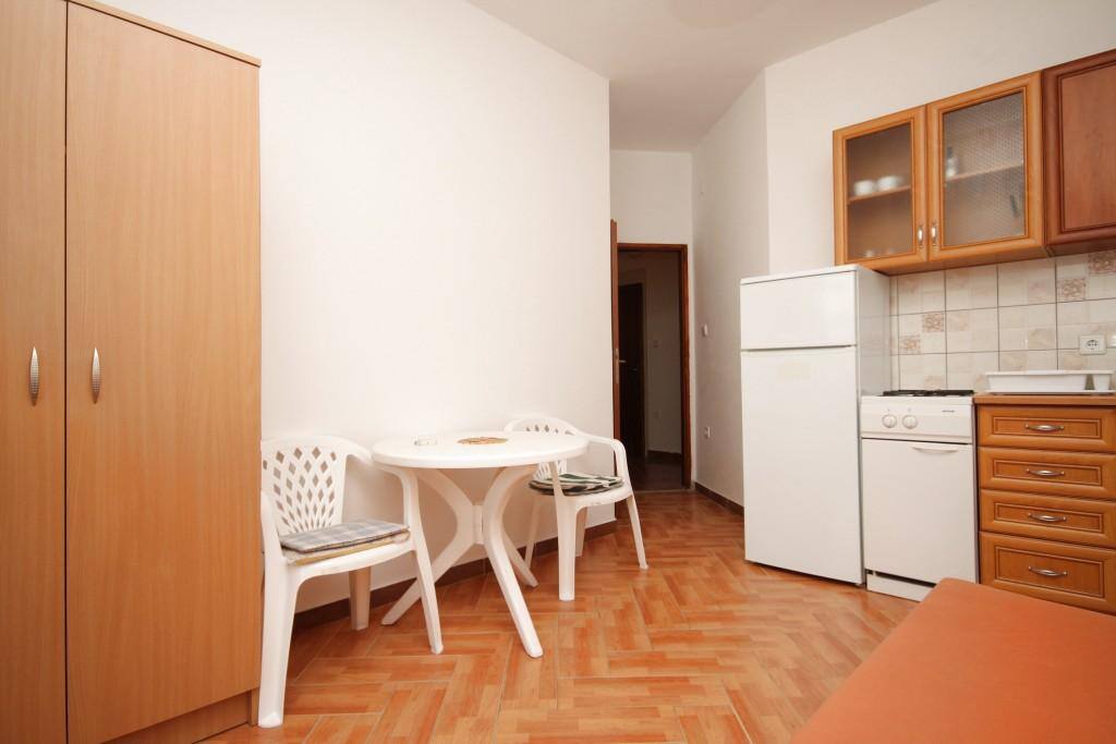 Dining room, Surface: 9 m²
