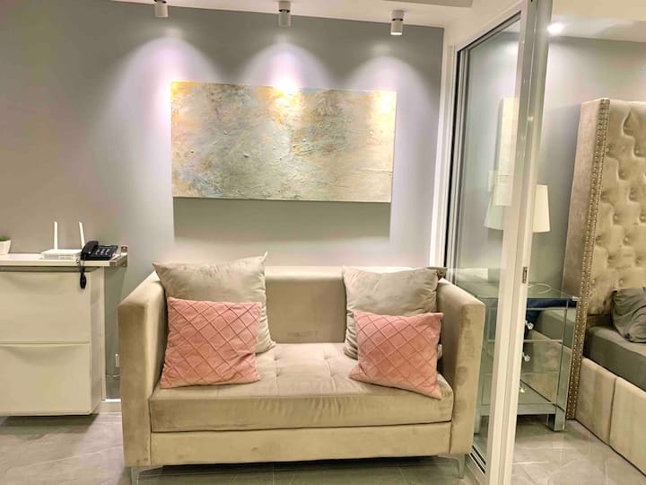 Azure 3br 3queen Beds Beach View - Parañaque