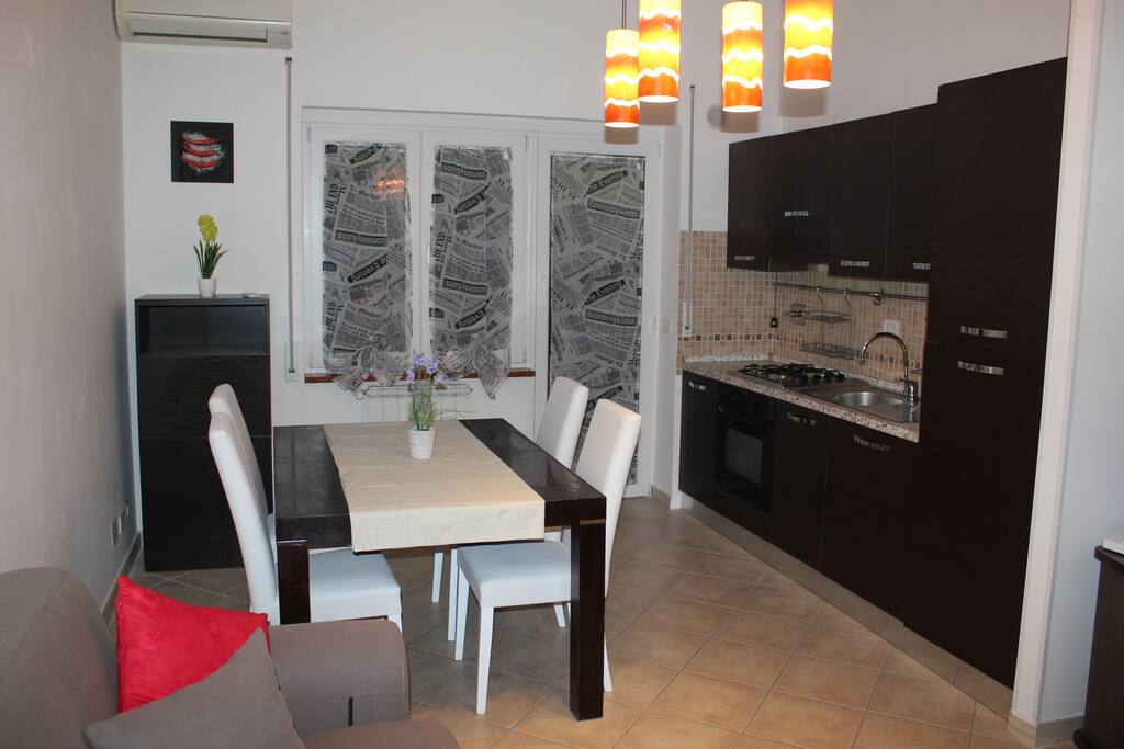 Salone con angolo cottura