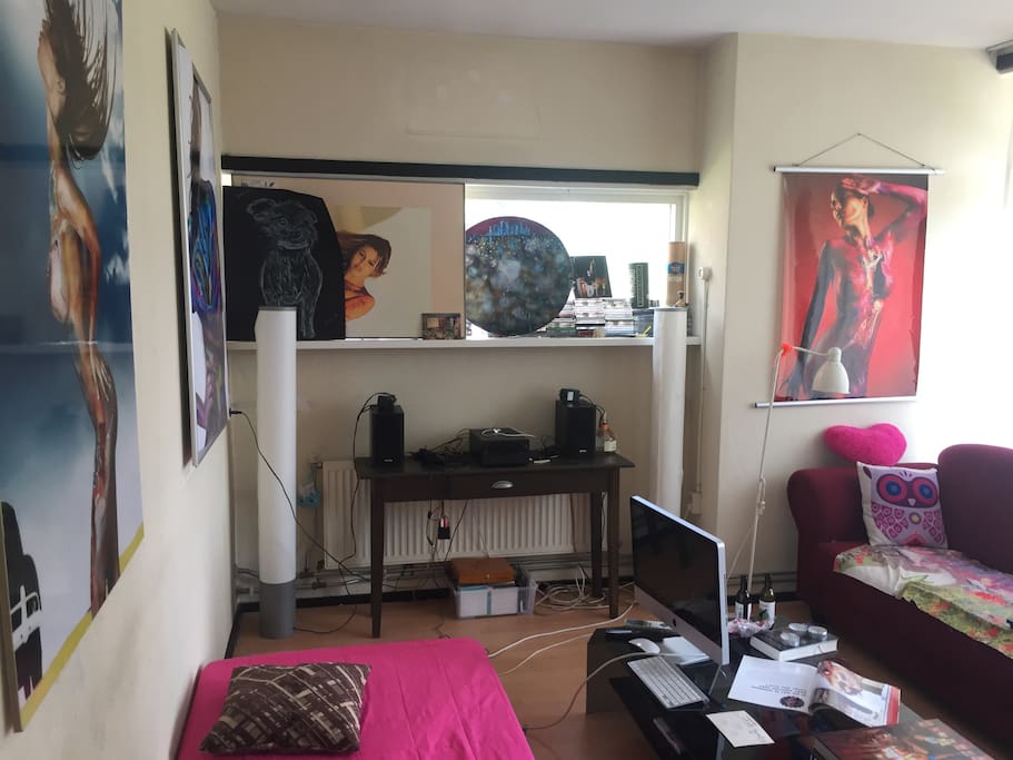 Atelier living room