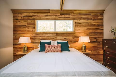 Popular Airbnb listing: The White Barn Apartment in Wilmington