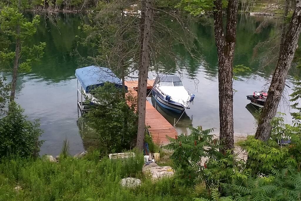 Dock
