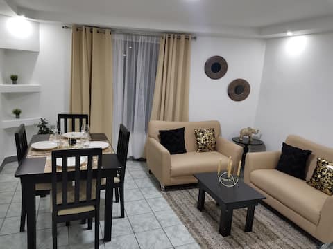 Lovely apartment in
Tibás. Includes amenities.