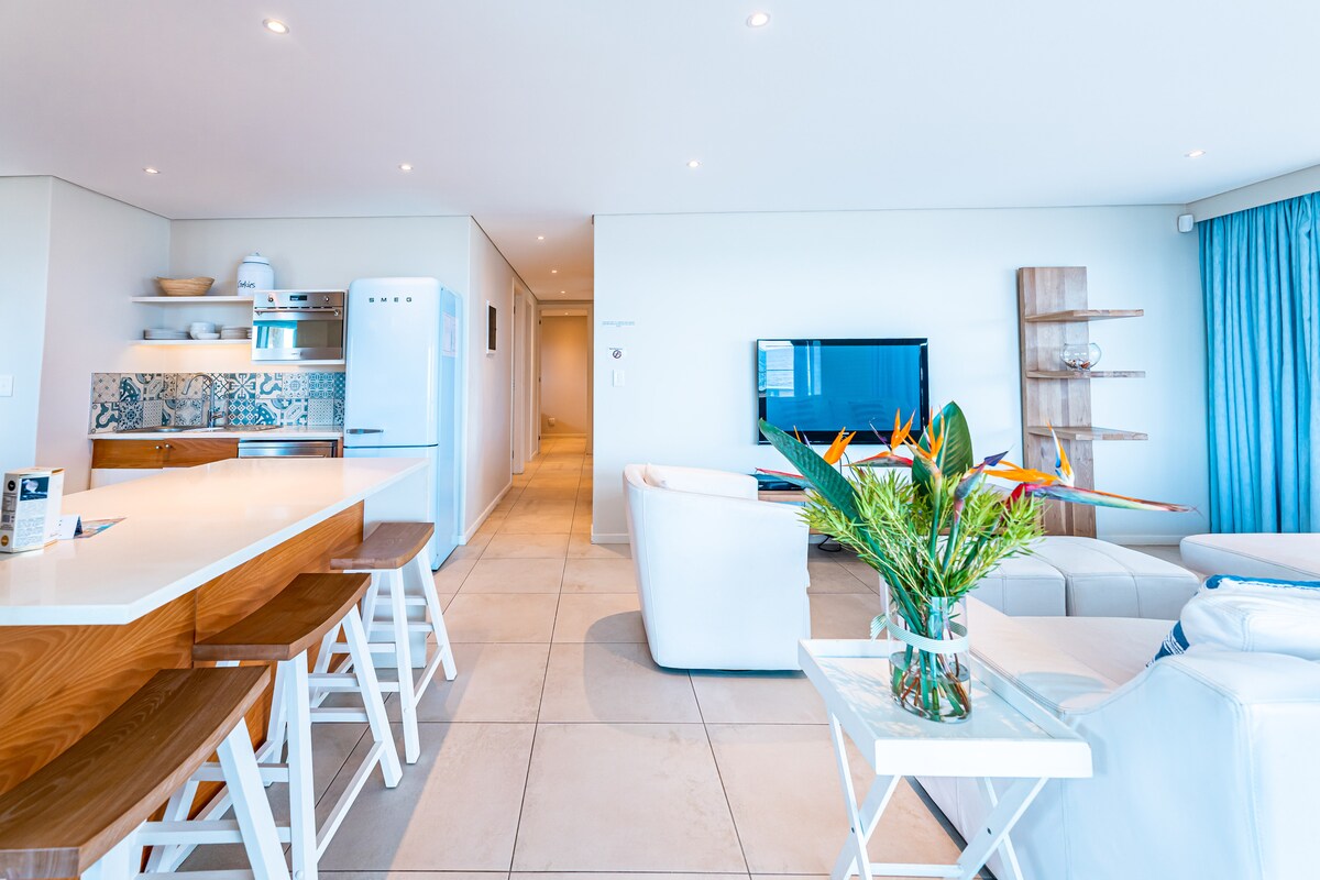 101 Bermuda-Luxury with magnificent ocean views photo 2