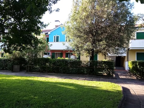 Ruhiges Doppel Zimmer. Mit Pool, Strand und Balkon