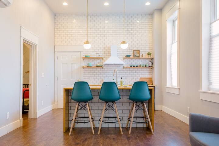 Airbnb Oak Lawn Vacation Rentals Places To Stay Illinois