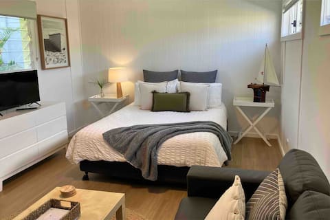 Top performing Airbnb: The Boatshed at The Boathouse Narrawallee in Narrawallee