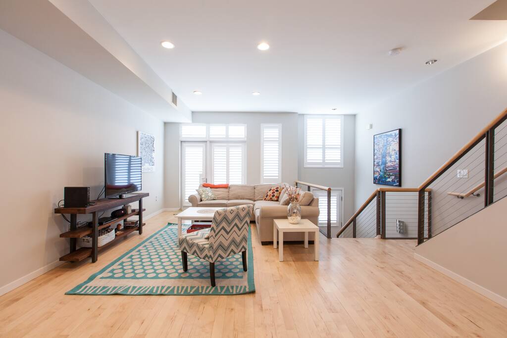 Plenty of space in the living room to relax and unwind