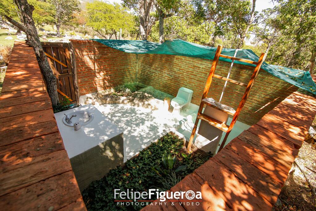 Private Bathroom Standar Cart and Standar Tent