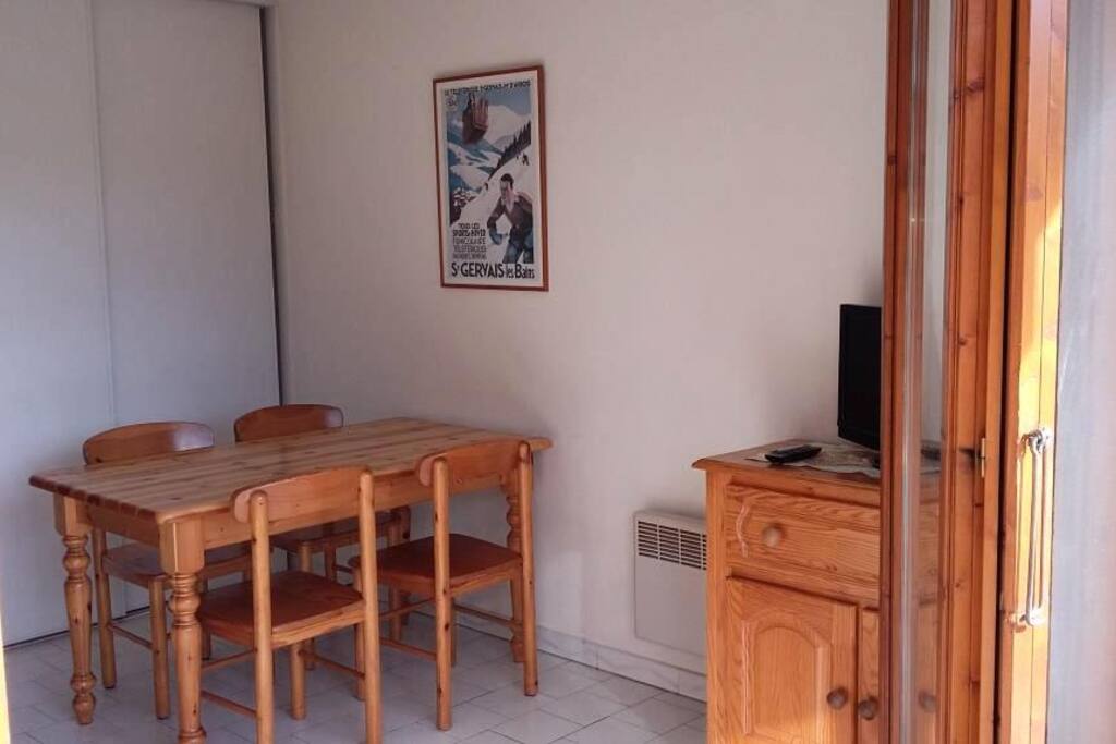 3 Pièces 6 Personnes
