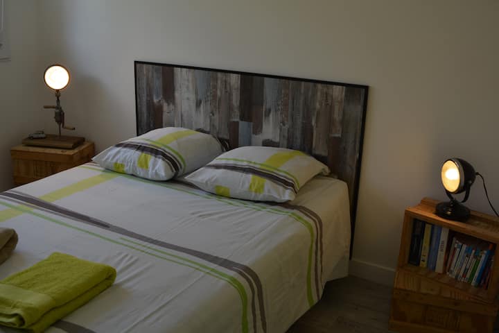 Chambre 1  : un lit double