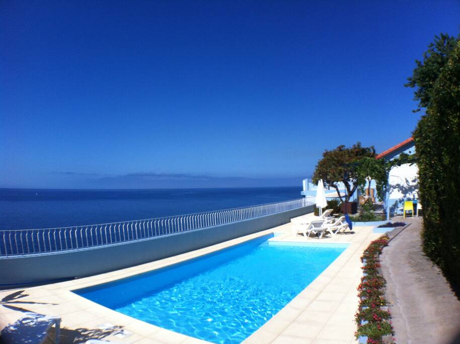 Access to the private pool ( you share it only with the Beach House)